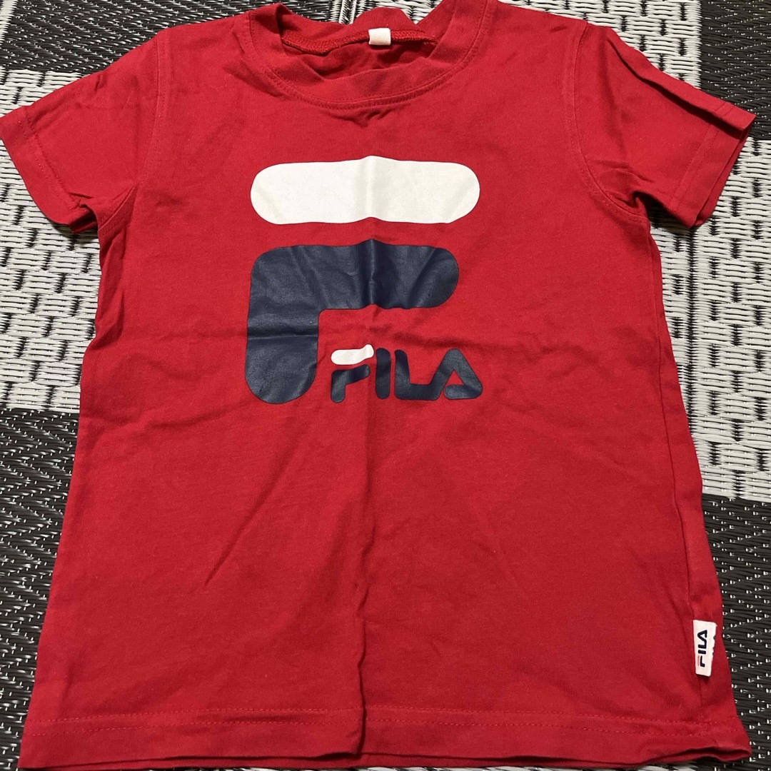 FILA(フィラ)のTシャツ　110センチ キッズ/ベビー/マタニティのキッズ服男の子用(90cm~)(Tシャツ/カットソー)の商品写真