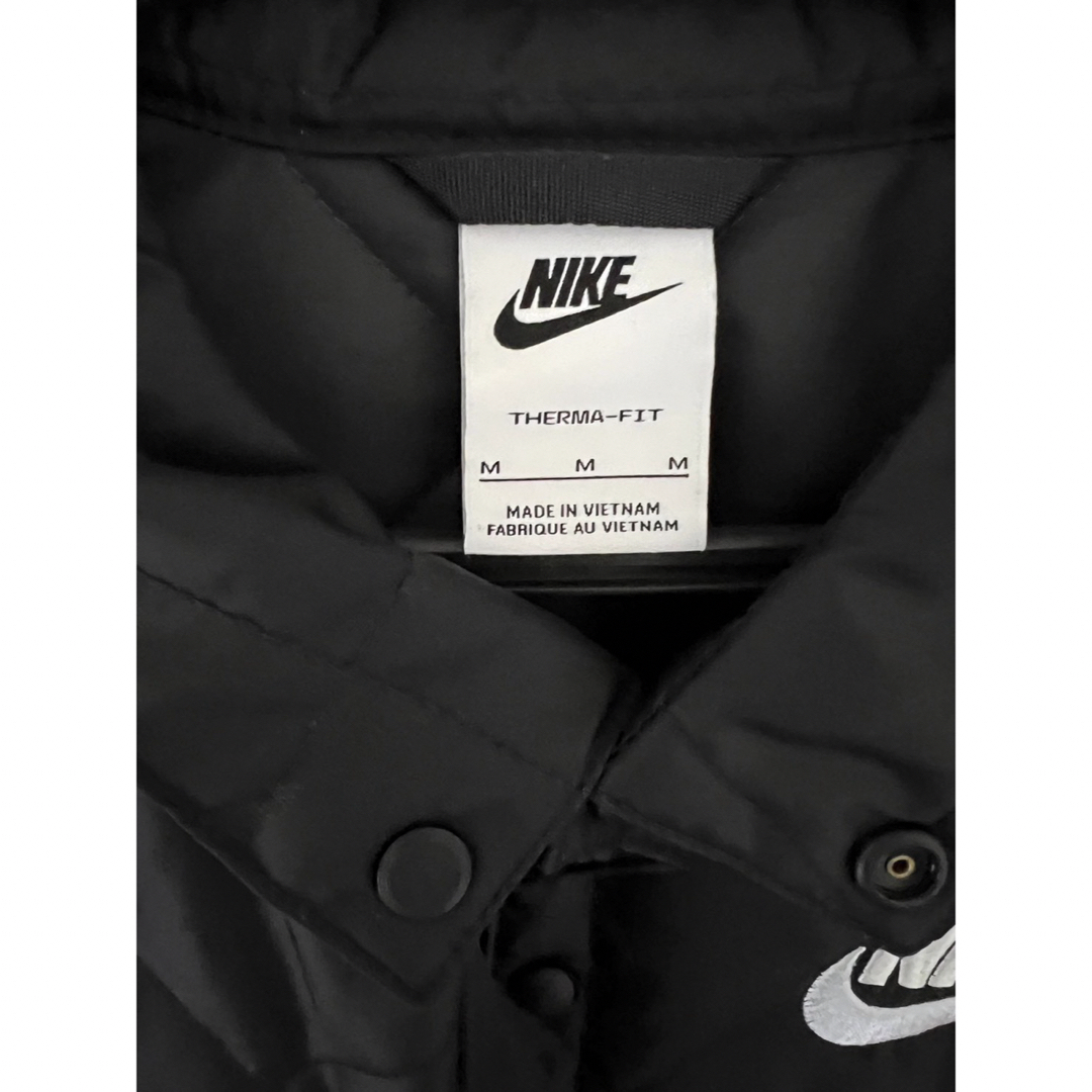 NIKE(ナイキ)のNIKE ナイキ　ジャンパー150センチ　黒　ジュニア　キッズ キッズ/ベビー/マタニティのキッズ服女の子用(90cm~)(ジャケット/上着)の商品写真