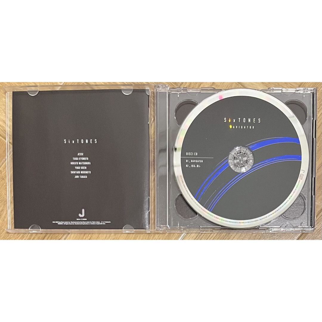 SixTONES(ストーンズ)のNAVIGATOR 初回盤 CD+DVD SixTONES エンタメ/ホビーのCD(ポップス/ロック(邦楽))の商品写真