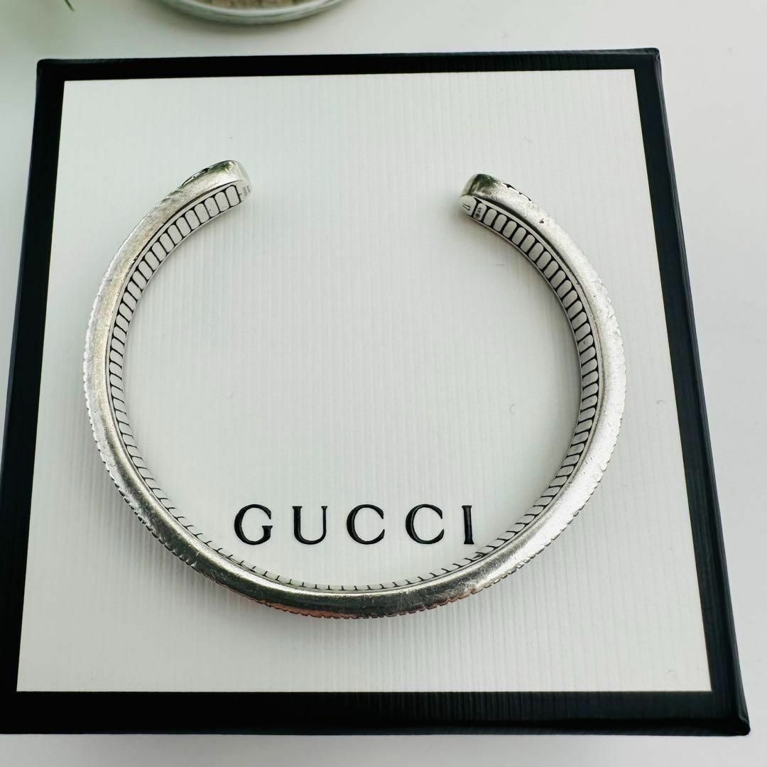 Gucci(グッチ)のGUCCI グッチ　バングル　ブレスレット　17号　マーモント　燻 メンズのアクセサリー(バングル/リストバンド)の商品写真