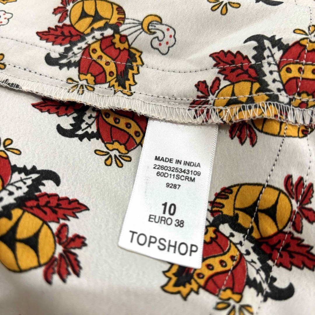 TOPSHOP(トップショップ)の【完売品】激レアkate mossケイトモス×トップショップ/総柄ワンピース レディースのワンピース(ひざ丈ワンピース)の商品写真