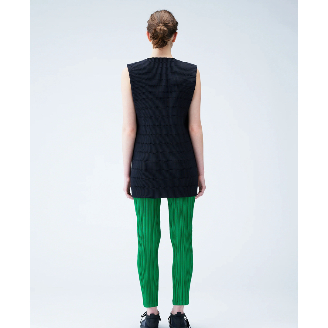 PLEATS PLEASE ISSEY MIYAKE(プリーツプリーズイッセイミヤケ)のプリーツプリーズ PLEATS PLEASE JIGGLY KNIT 新品 レディースのトップス(ニット/セーター)の商品写真