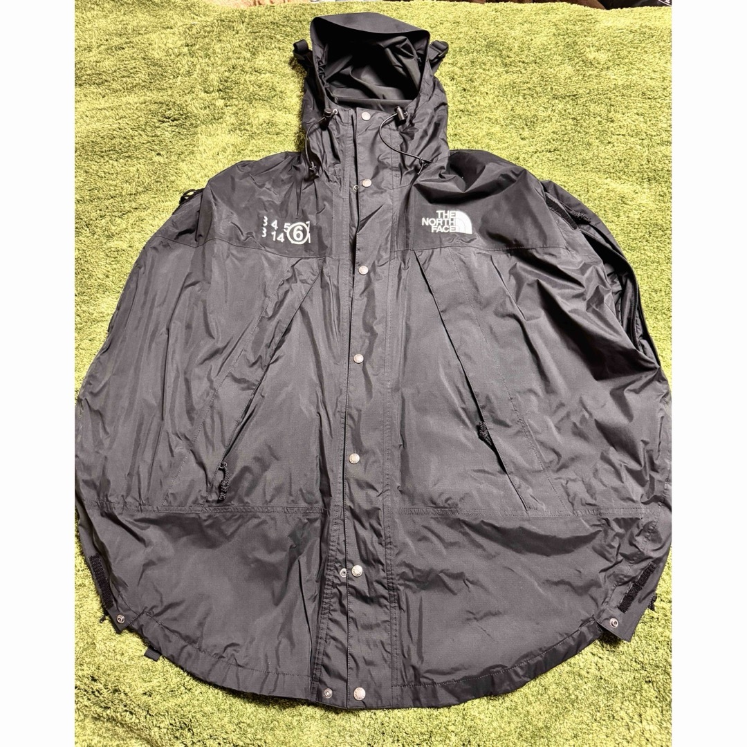 MM6(エムエムシックス)のMM6 Maison Margiela × THE NORTH FACE メンズのジャケット/アウター(マウンテンパーカー)の商品写真