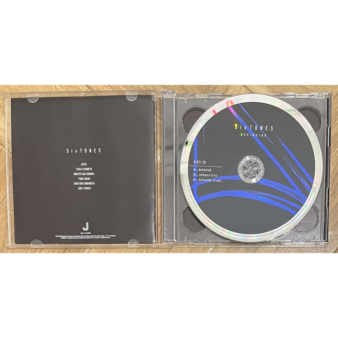 SixTONES(ストーンズ)のNAVIGATOR 期間限定盤 CD+DVD SixTONES エンタメ/ホビーのCD(ポップス/ロック(邦楽))の商品写真