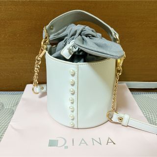 ダイアナ(DIANA)のDIANA  バッグ　2way  バケツ　白　パール　リボン(ハンドバッグ)