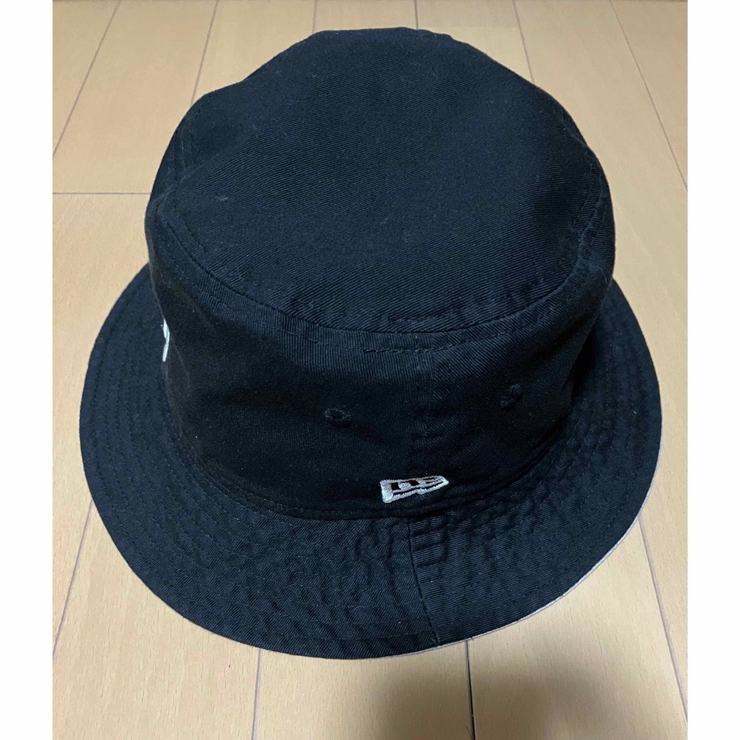 NEW ERA(ニューエラー)のNEW ERA ニューエラ バケットハット ヤンキース M/L メンズの帽子(ハット)の商品写真