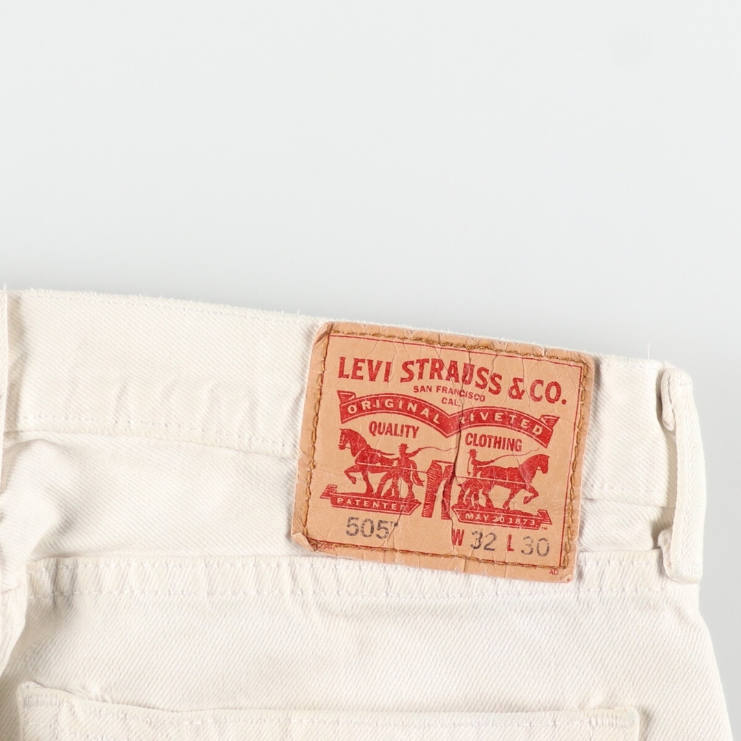 Levi's(リーバイス)の古着 リーバイス Levi's 505 ホワイトデニム テーパードデニムパンツ メンズw32 /eaa435750 メンズのパンツ(デニム/ジーンズ)の商品写真