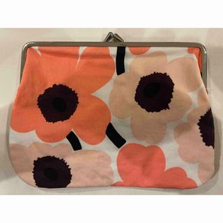 マリメッコ(marimekko)のmarimekko マリメッコ がま口ポーチ　ピンク系(ポーチ)