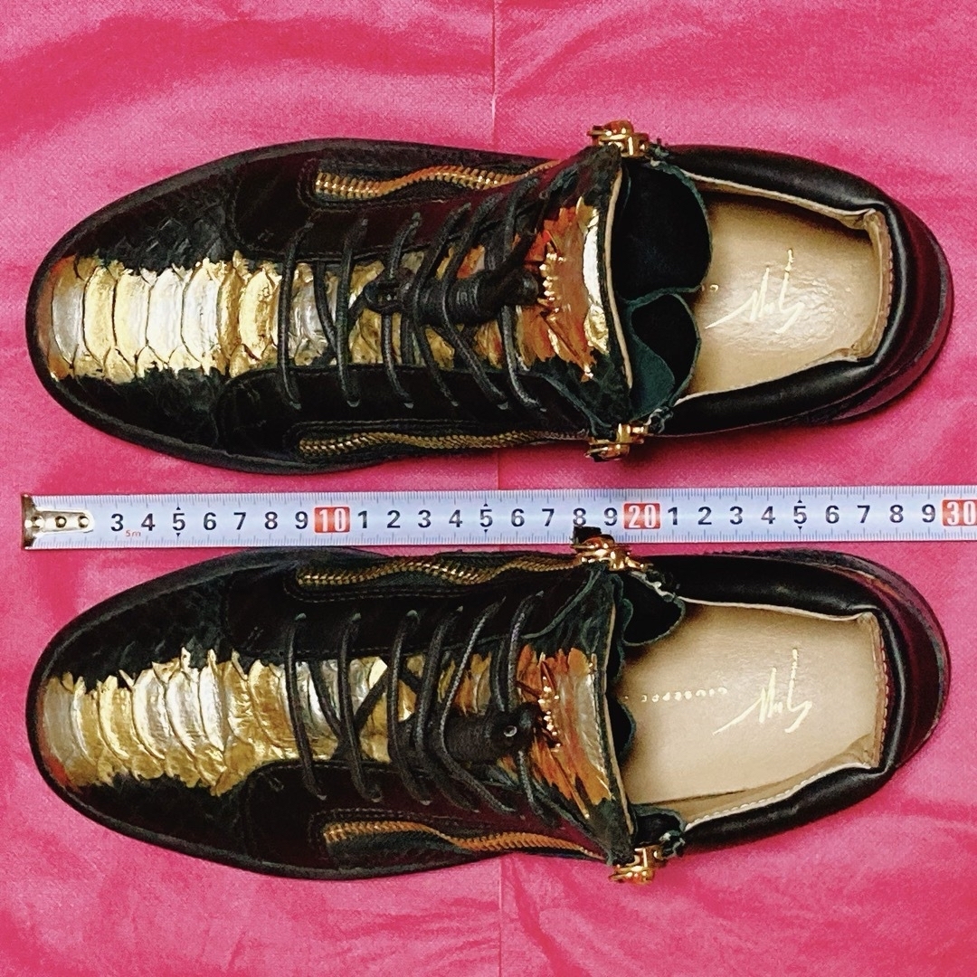 GIUZEPPE ZANOTTI - 極美品 ジュゼッペザノッティ 金 蛇革 GIUZEPPE ZANOTTI - 極美品 ジュゼッペザノッティ 金 蛇革