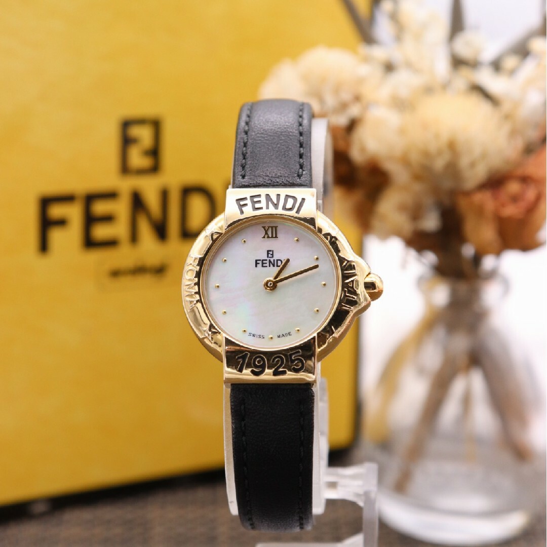 正規品【新品電池】FENDI 430L/動作良好 人気モデル ホワイトシェル 正規品【新品電池】FENDI 430L/動作良好 人気モデル ホワイトシェル