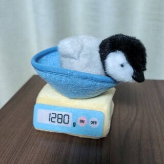 FELISSIMO - フェリシモ　動物園の赤ちゃんたちの体重測定キーマスコットの会　ペンギン