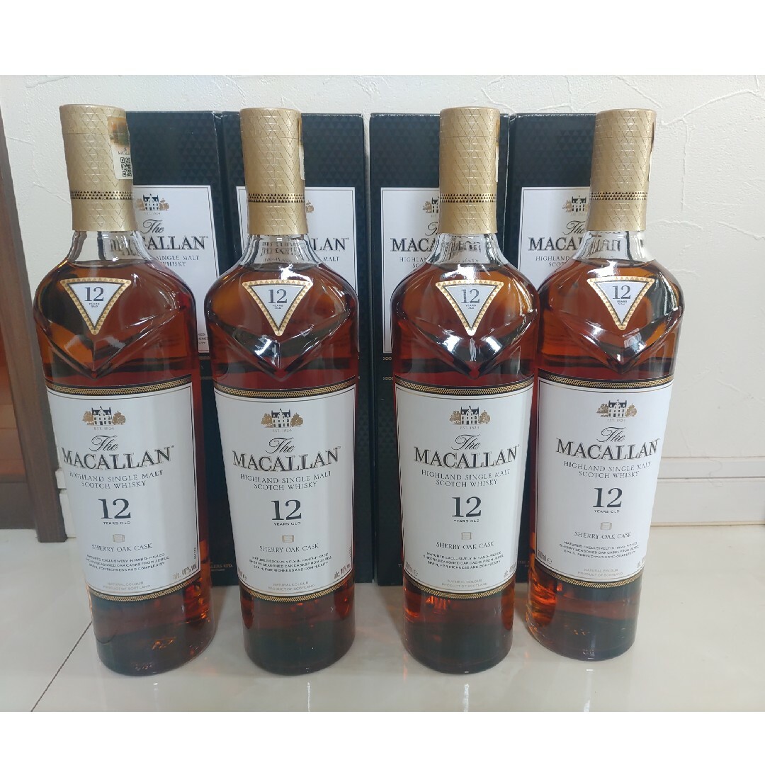 マッカラン(マッカラン)のマッカラン12年 シェリーオークカスク 新品未開封　箱付き　MACALLAN 食品/飲料/酒の酒(ウイスキー)の商品写真