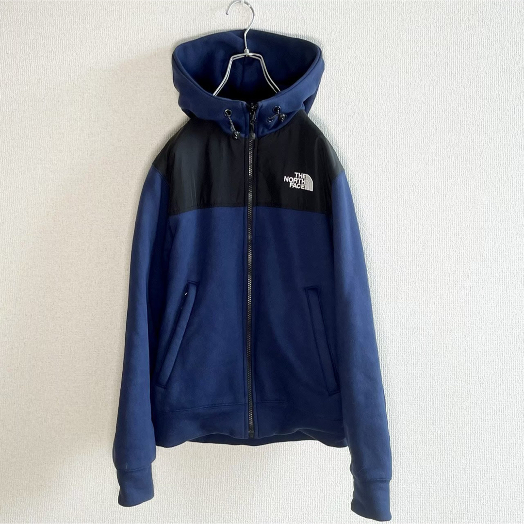 THE NORTH FACE(ザノースフェイス)のノースフェイス　パーカー　厚手　リバーシブル　ネイビー　メンズXS メンズのトップス(パーカー)の商品写真