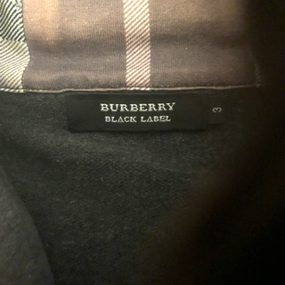 BURBERRY - バーバーリー　パーカー