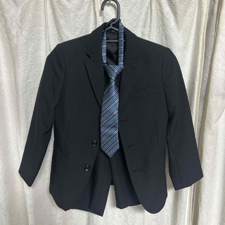 子供用　夏用スーツ・短パン・ネクタイ付き　120サイズ(ドレス/フォーマル)