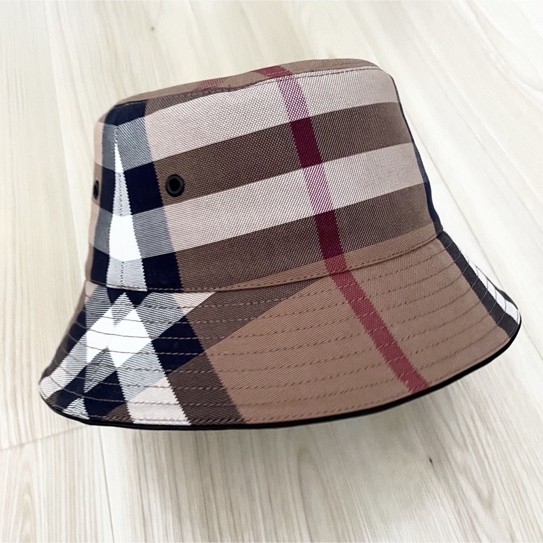 Burberry チェック柄 ハット(未使用 バーバリーロンドン ユニ Burberry チェック柄 ハット(未使用 バーバリーロンドン ユニ
