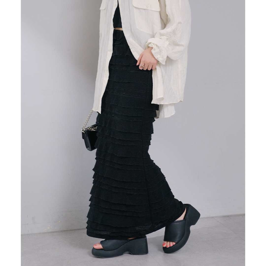 Kastane(カスタネ)のカスタネ   カットフリルIラインスカート レディースのスカート(ロングスカート)の商品写真