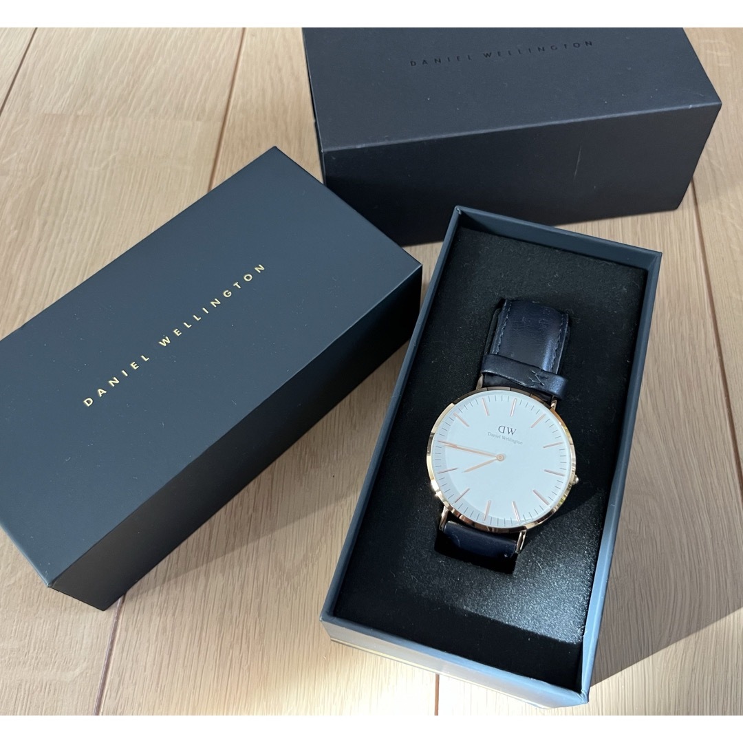 Daniel Wellington(ダニエルウェリントン)のDaniel Wellington 40mm ネイビー　ゴールド　メンズ メンズの時計(腕時計(アナログ))の商品写真