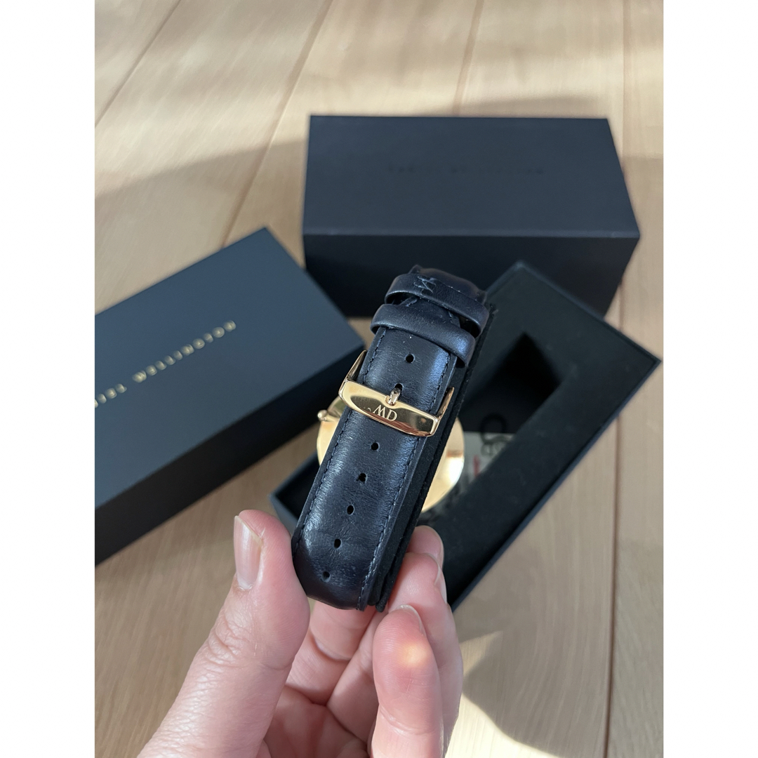 Daniel Wellington(ダニエルウェリントン)のDaniel Wellington 40mm ネイビー　ゴールド　メンズ メンズの時計(腕時計(アナログ))の商品写真