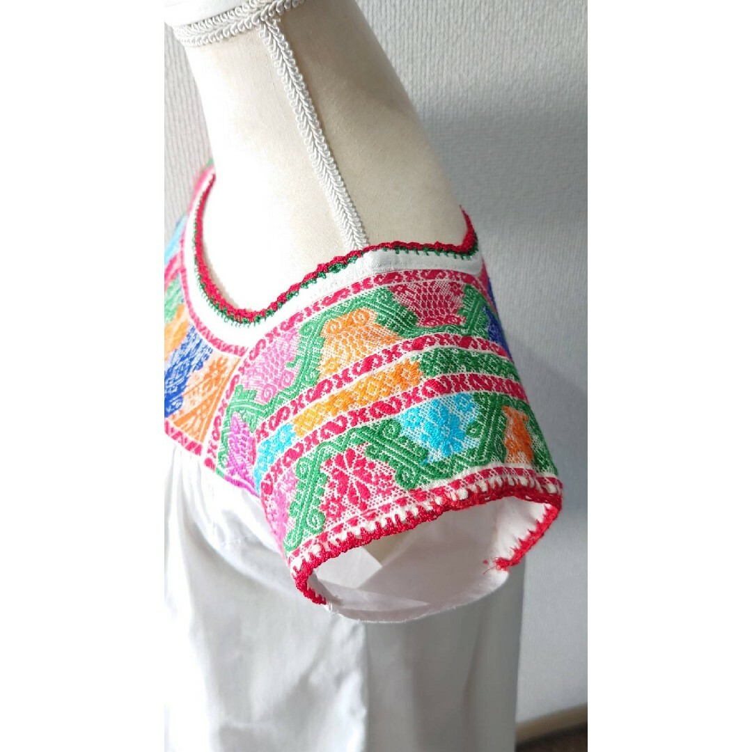 Vintage プエブラ刺繍 メキシカン ブラウス ホワイト 半袖 レディースのトップス(シャツ/ブラウス(半袖/袖なし))の商品写真