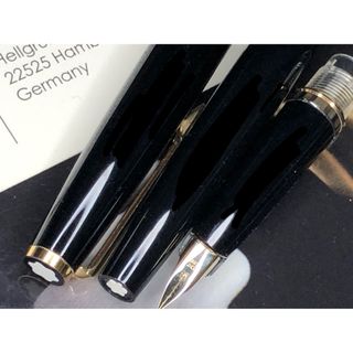 MONTBLANC - モンブラン　★洗浄済み即使用可能な美品！世界のベストセラーモデルNo320万年筆