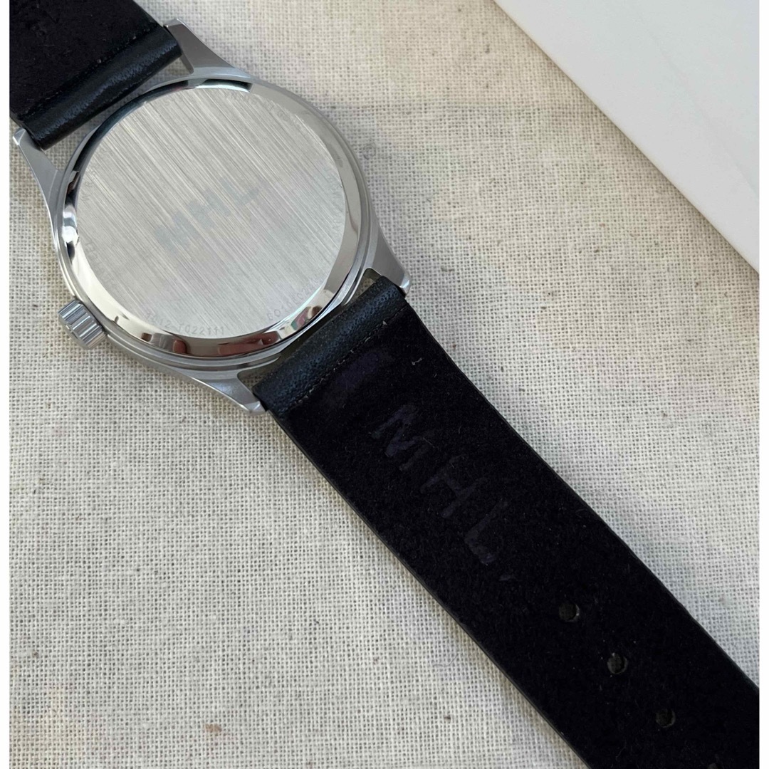 MHL.(エムエイチエル)のMHL.    LEATHER STRAP WATCH  エムエイチエル レディースのファッション小物(腕時計)の商品写真