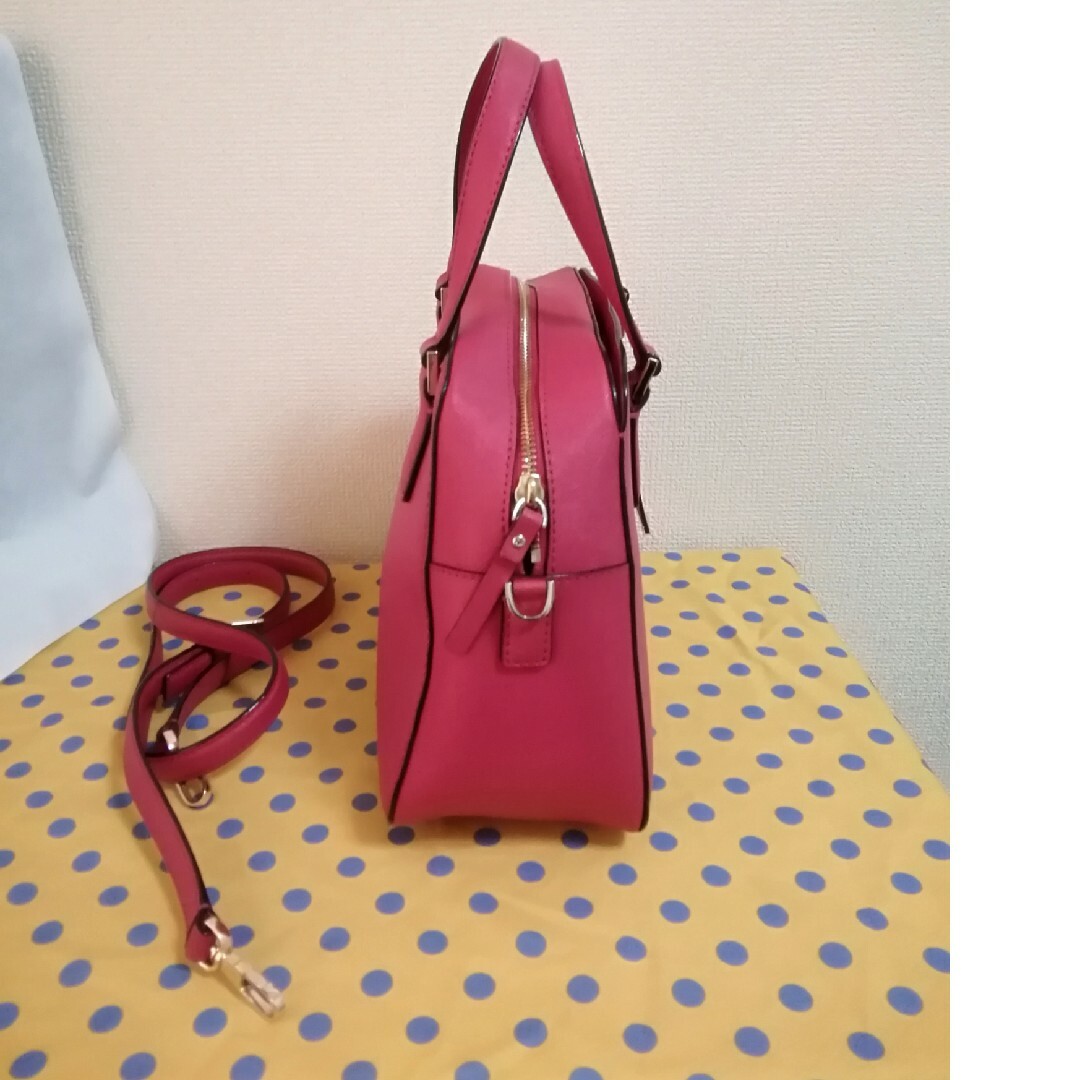 kate spade new york(ケイトスペードニューヨーク)の未使用近い美品。kate spade サフィアーノレザー 2way バッグ レディースのバッグ(ハンドバッグ)の商品写真