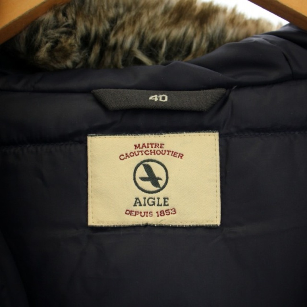 AIGLE(エーグル)のエーグル ファー付防水ショートダウンジャケット ジップアップ L 紺 レディースのジャケット/アウター(ダウンジャケット)の商品写真