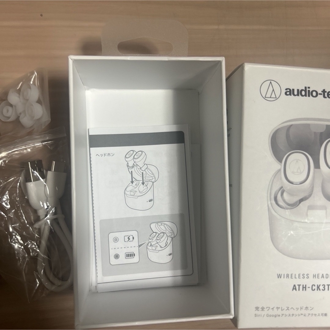 audio-technica(オーディオテクニカ)のaudio−technica ATH-CK3TW WHITE★イヤホン★未使用 スマホ/家電/カメラのオーディオ機器(ヘッドフォン/イヤフォン)の商品写真