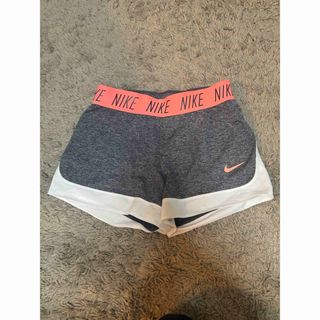 ナイキ(NIKE)のNIKE スポーツウェア　パンツ(ウェア)