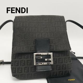 フェンディ(FENDI)の未使用に近い✨フェンディ　ショルダーバッグ　キャンバス　ブラック　黒(ショルダーバッグ)