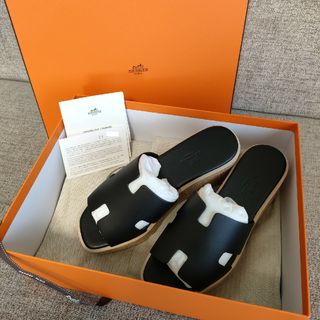 エルメス(Hermes)のエルメス　エズ　ブラック　36 新品未使用(サンダル)