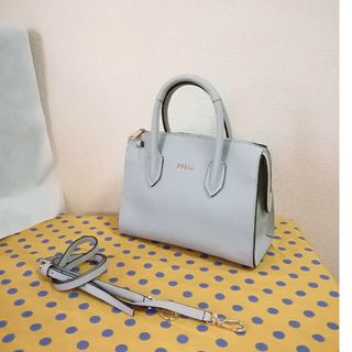 フルラ(Furla)の非常に美品。FURLA オールレザー 2way ハンドバッグ(ハンドバッグ)