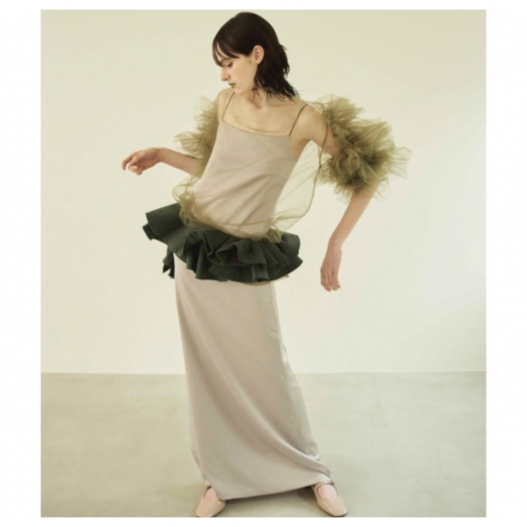 Ameri VINTAGE(アメリヴィンテージ)のMARGE TOKYO_Tulle decorative sleeve p/o レディースのトップス(シャツ/ブラウス(長袖/七分))の商品写真