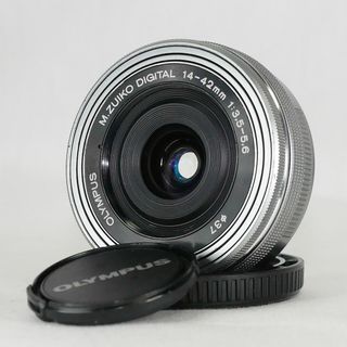 オリンパス 電動パンケーキレンズ M.ZUIKO 14-42mm シルバー