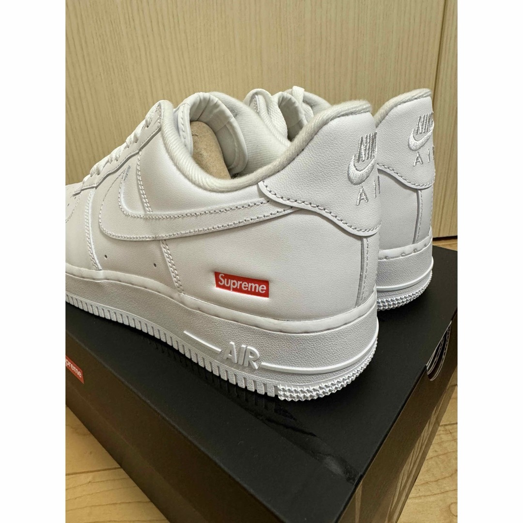 Supreme(シュプリーム)の【公式】Supreme NIKE AIR FORCE1 LOW SP 白27.5 メンズの靴/シューズ(スニーカー)の商品写真