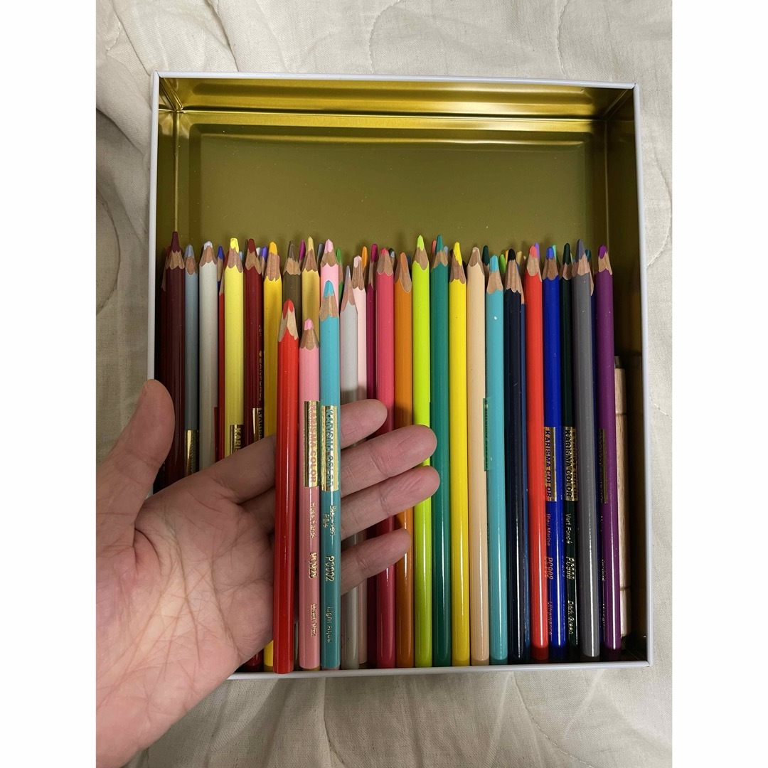 カリスマカラー色鉛筆　94色 エンタメ/ホビーのアート用品(色鉛筆)の商品写真