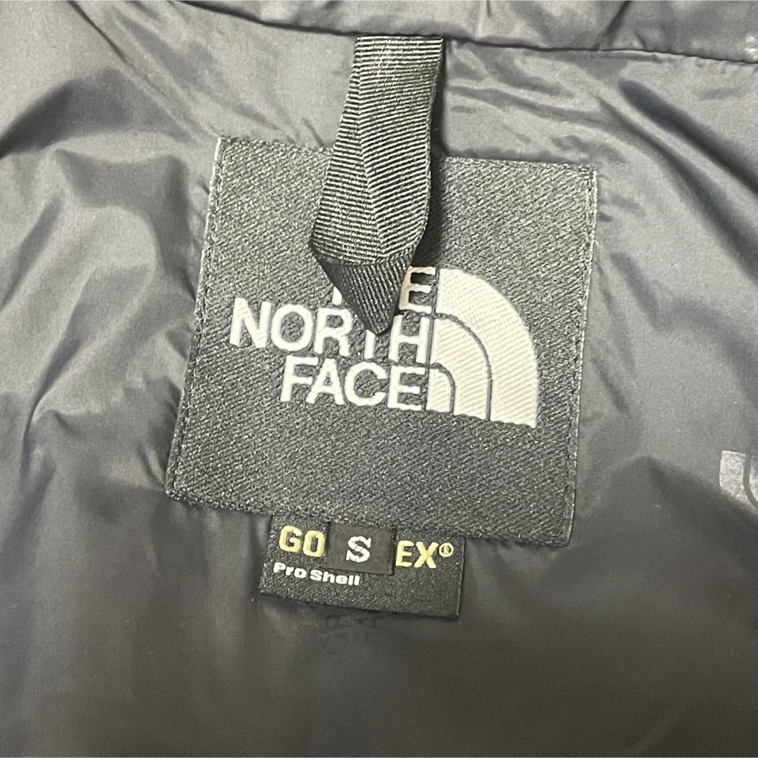 THE NORTH FACE(ザノースフェイス)のノースフェイス マウンテンジャケット NP15105 カモ 迷彩  メンズのジャケット/アウター(マウンテンパーカー)の商品写真