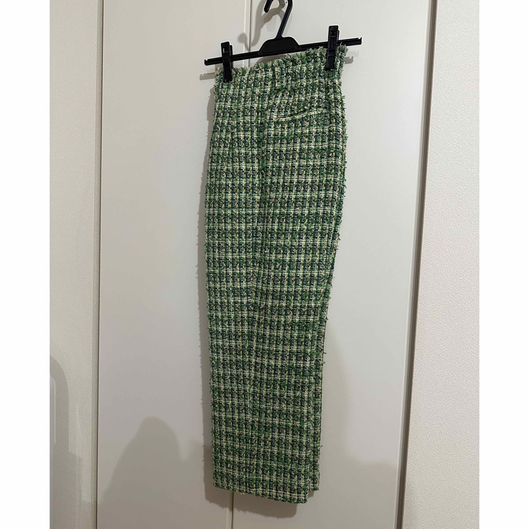 Ameri VINTAGE(アメリヴィンテージ)のAMERI PLAYFUL TWEED PANTS レディースのパンツ(カジュアルパンツ)の商品写真