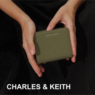 チャールズアンドキース(Charles and Keith)のCHARLES & KEITH スモールジップアラウンドウォレット(財布)