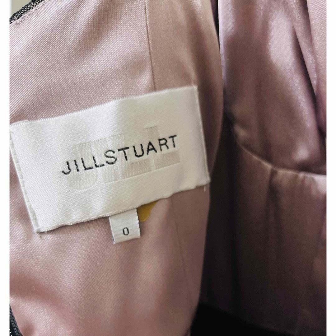 JILLSTUART(ジルスチュアート)の本日限定値下　ジルスチュアート　レース　ワンピースドレス レディースのワンピース(ひざ丈ワンピース)の商品写真