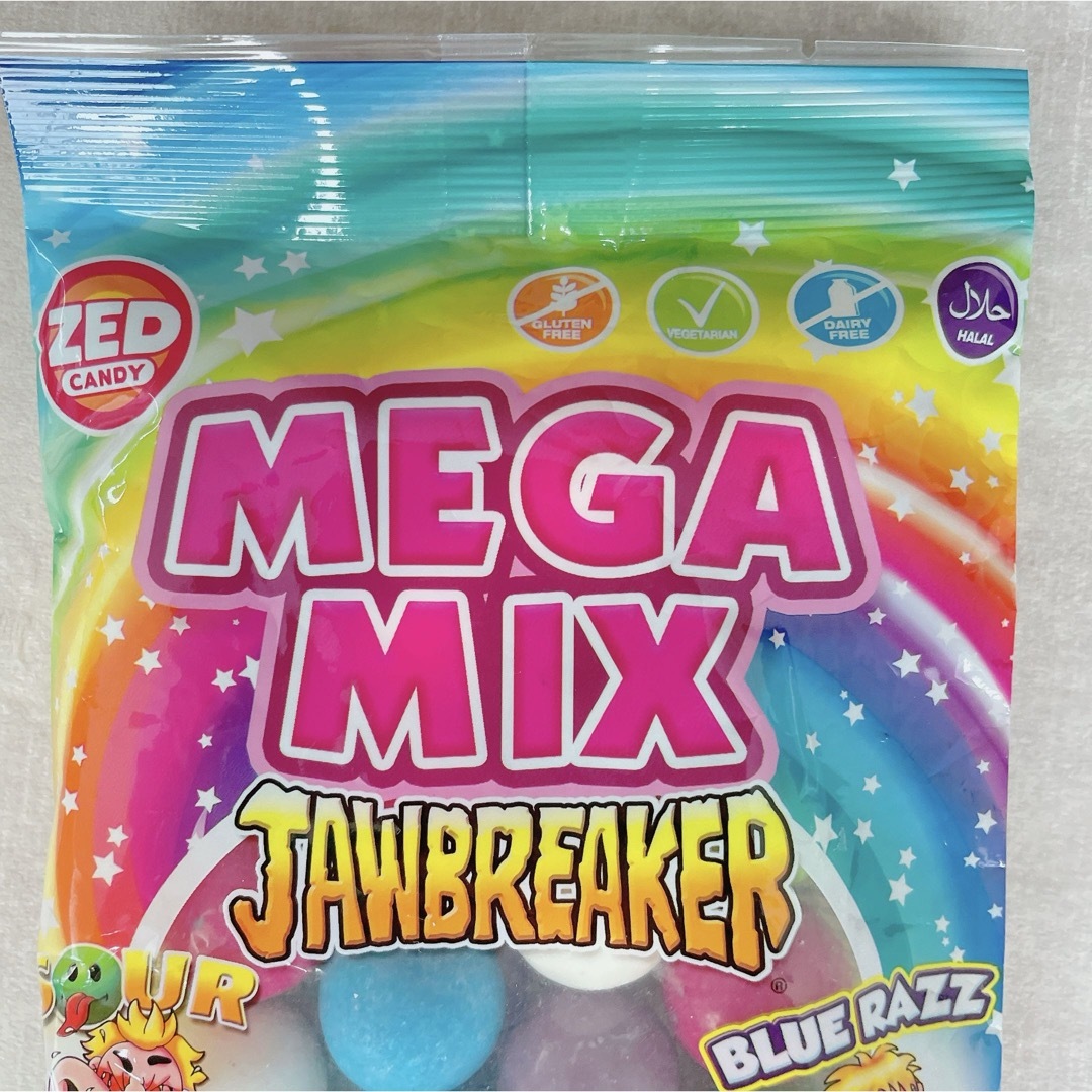 MEGA MIX JAWBREAKER【日本未販売】バブルガム　148g 食品/飲料/酒の食品(菓子/デザート)の商品写真