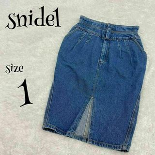 スナイデル(SNIDEL)のsnidel スナイデル ☆ ハイウエストタックタイトスカート デニムスカート(ひざ丈スカート)