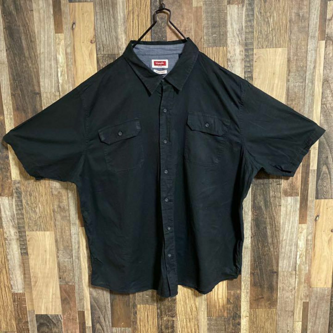 Wrangler(ラングラー)のラングラー ビッグサイズ 2XL ブラック ボタン シャツ USA古着 半袖 黒 メンズのトップス(シャツ)の商品写真