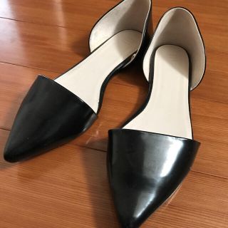 ザラ(ZARA)のZARAのフラットシューズ(サンダル)