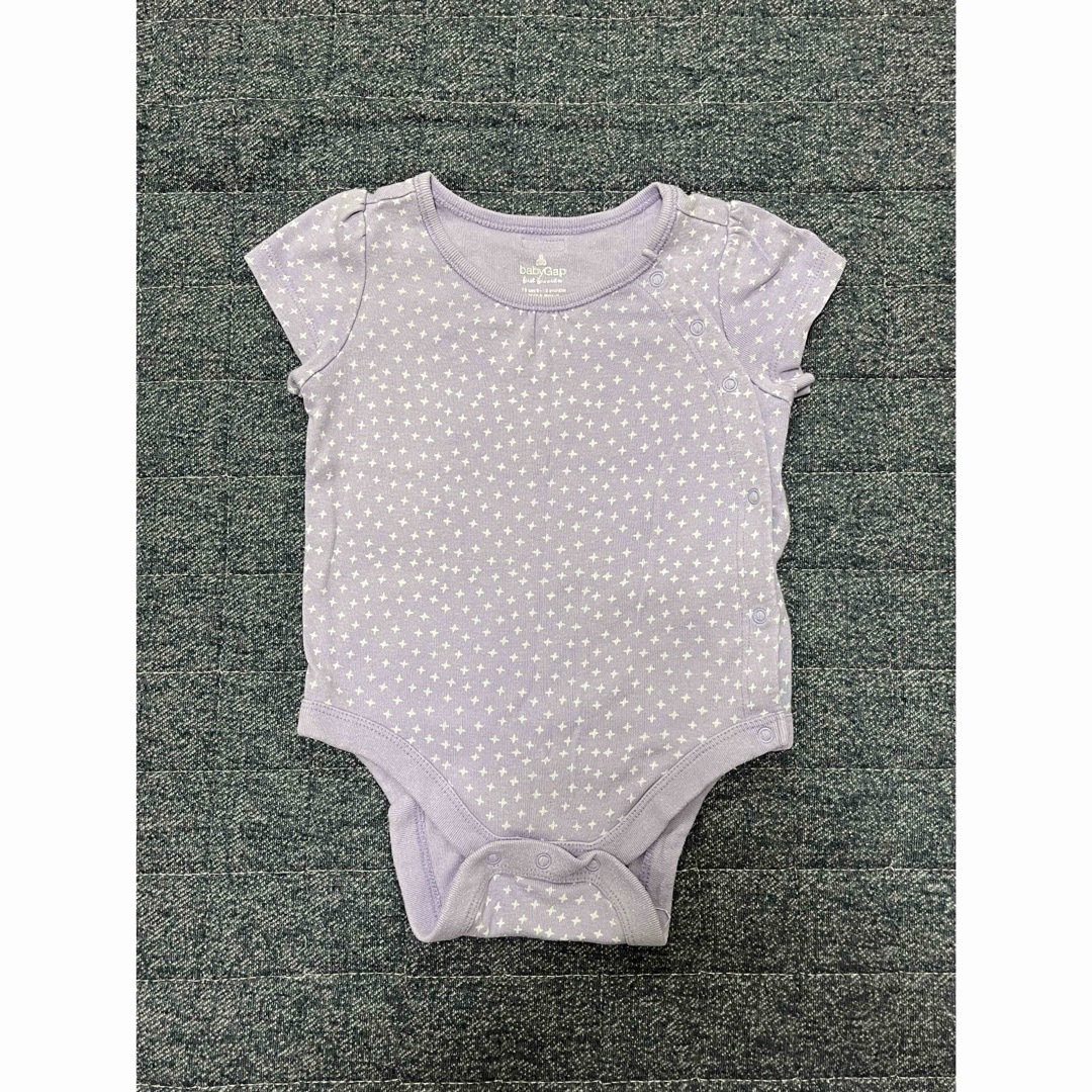 babyGAP(ベビーギャップ)のbaby Gap 半袖ロンパース 70cm 3点まとめ売り キッズ/ベビー/マタニティのベビー服(~85cm)(ロンパース)の商品写真