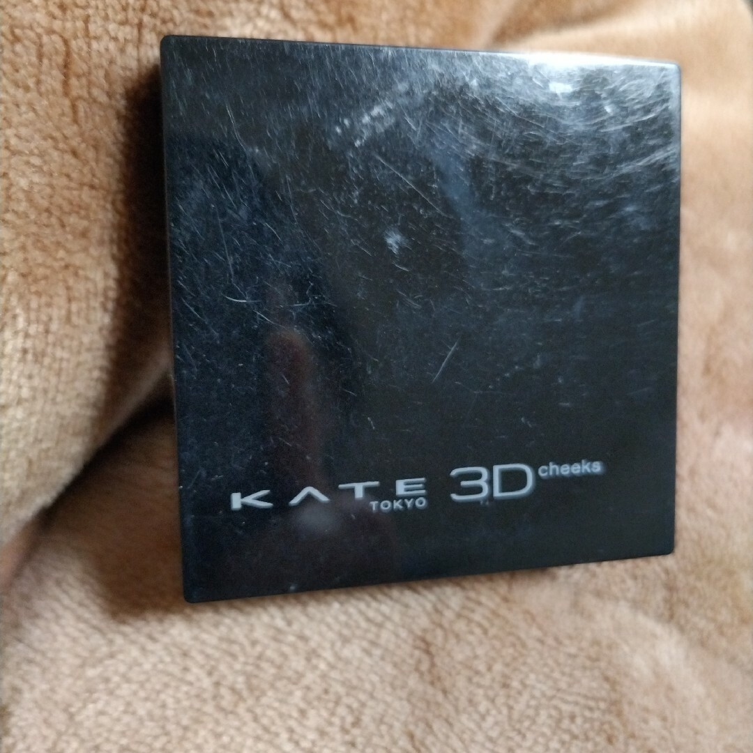 KATE(ケイト)のカネボウ　KATE3Dコントラスティングチークス RD-2 コスメ/美容のベースメイク/化粧品(チーク)の商品写真