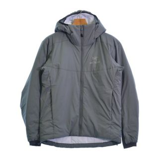 アークテリクス(ARC'TERYX)のARC'TERYX アークテリクス ダウンジャケット/ダウンベスト S グレー 【古着】【中古】(ダウンジャケット)