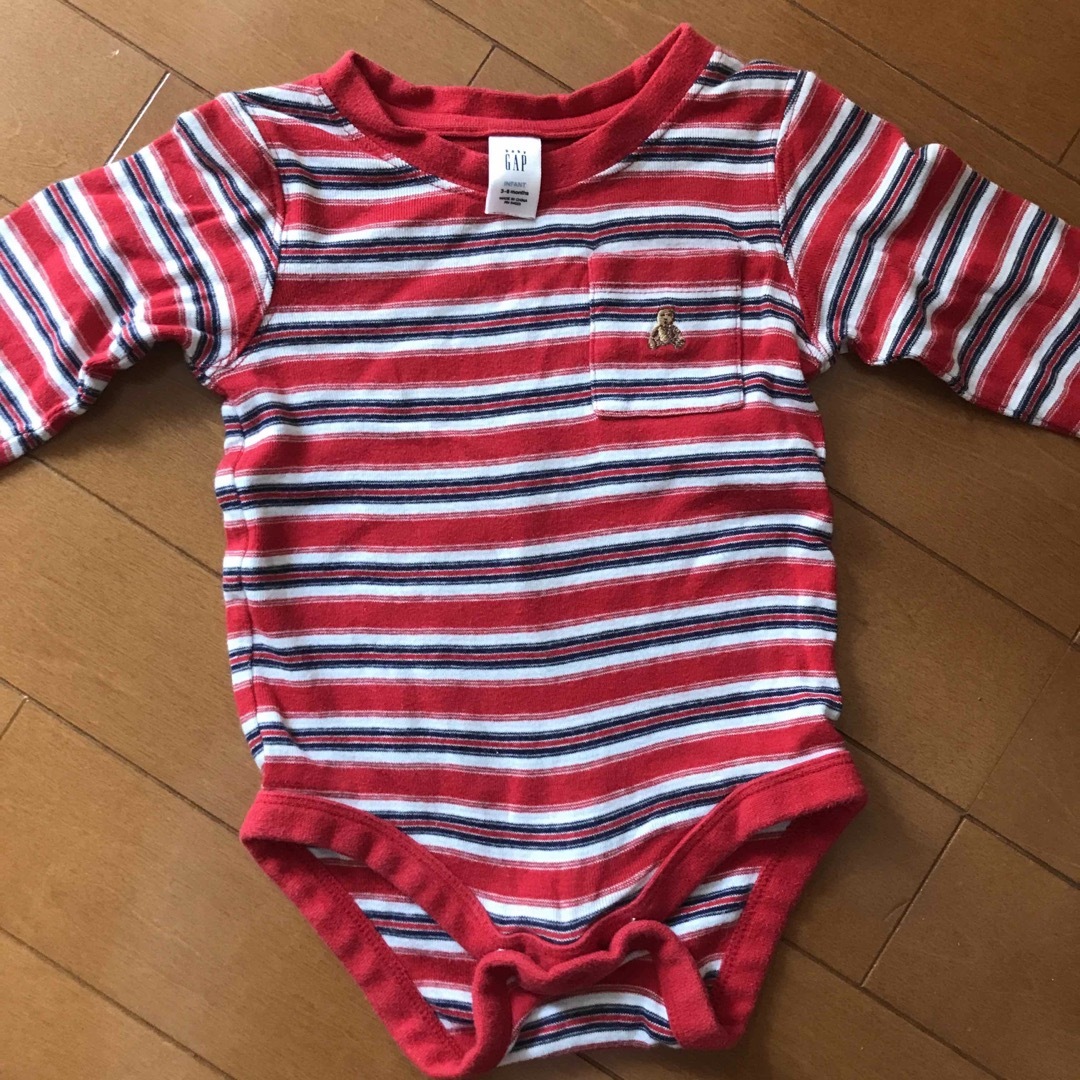 babyGAP(ベビーギャップ)のbabygap GAP ロンパース キッズ/ベビー/マタニティのベビー服(~85cm)(ロンパース)の商品写真