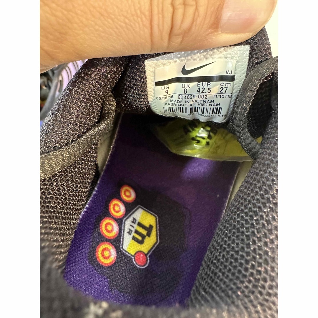 NIKE(ナイキ)のNIKE AIR MAX PLUS OG VOLTAGE PURPLE US9 メンズの靴/シューズ(スニーカー)の商品写真